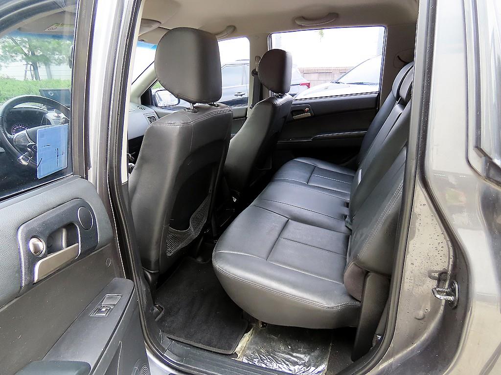 Ssangyong Korando - Vista 6
