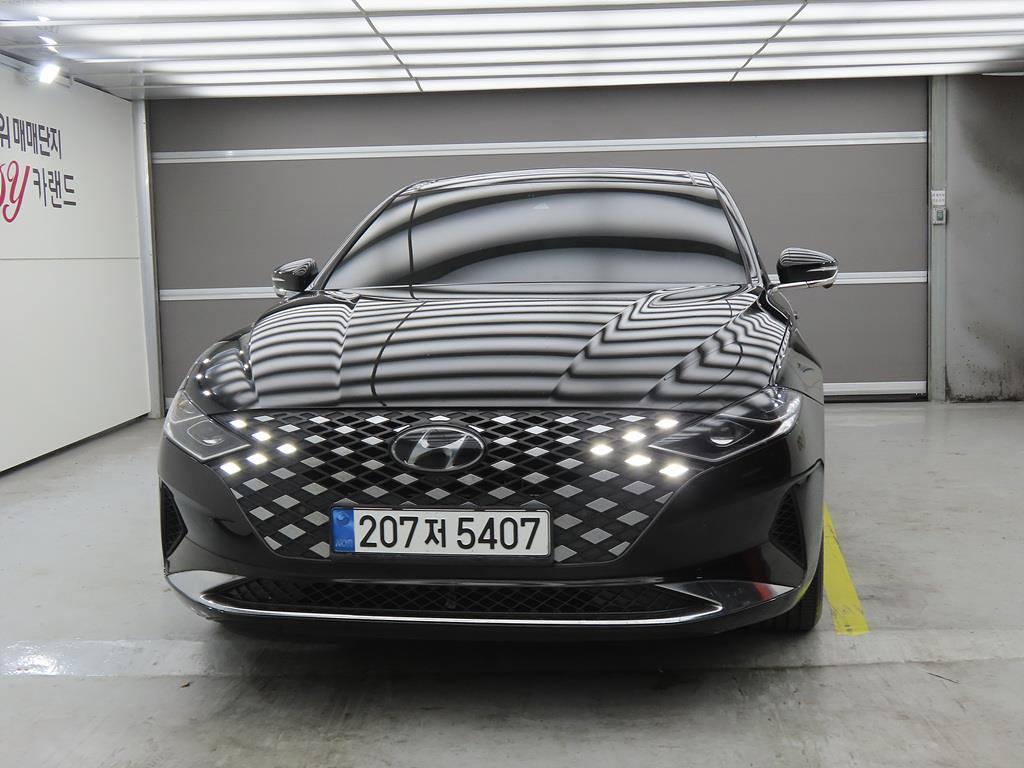 HYUNDAI Grandeur - Vista 2