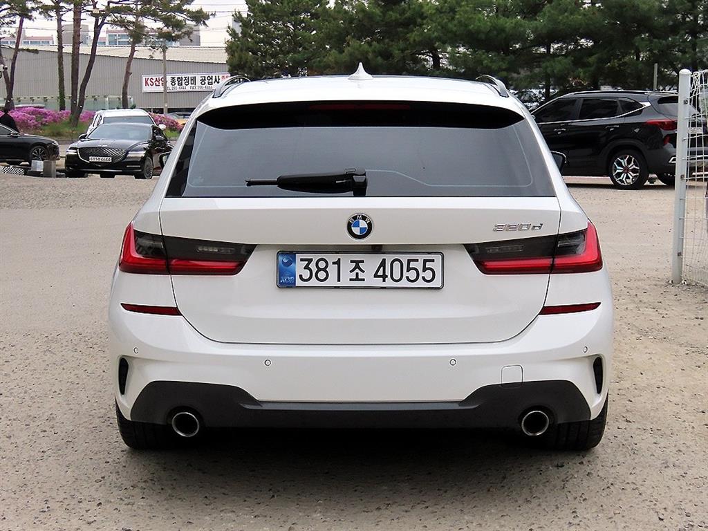 BMW 3 series - Vista 4