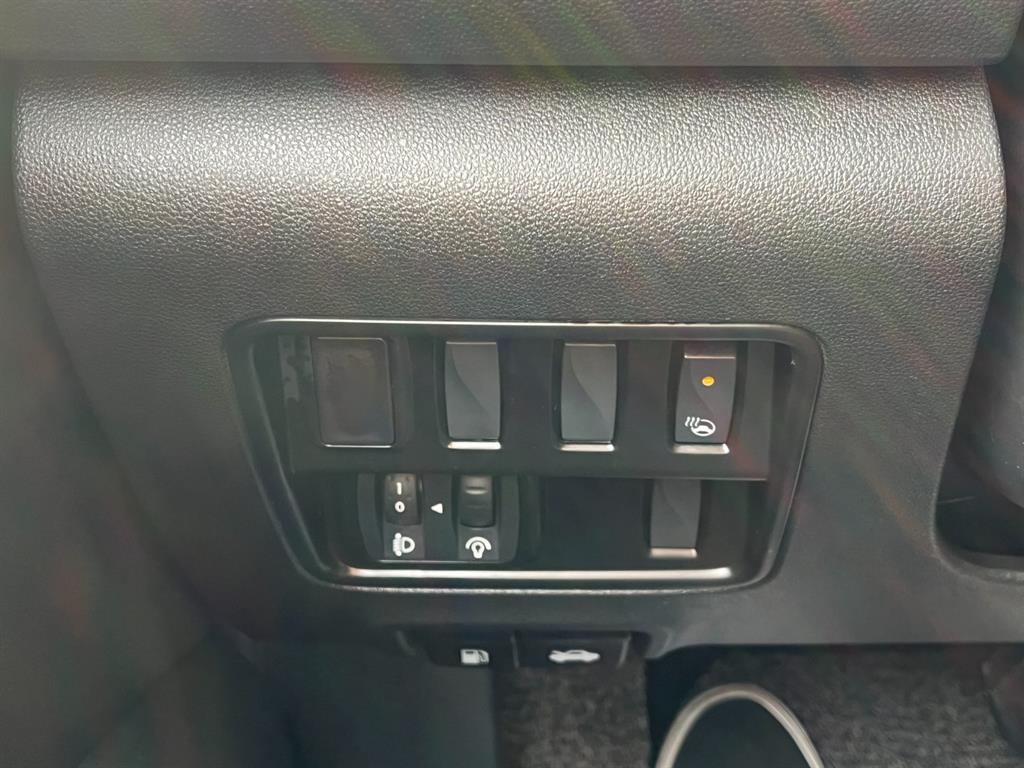 SAMSUNG QM6 - Vista 12