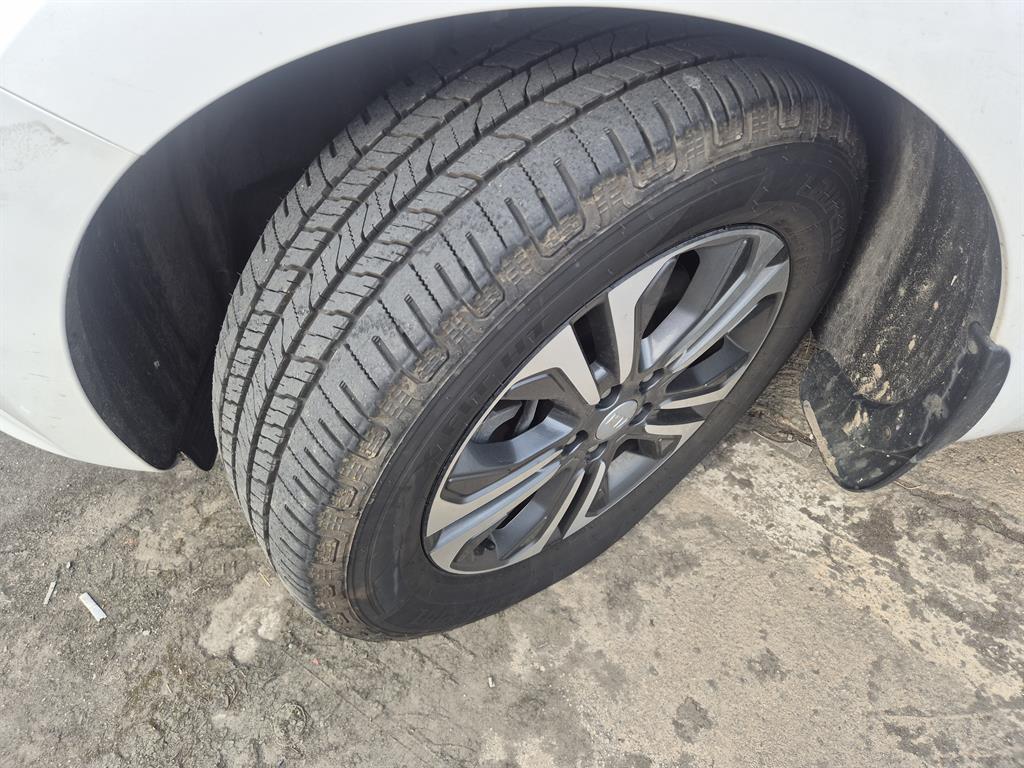 KIA Carnival - Vista 9