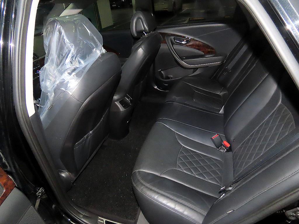 HYUNDAI Aslan - Vista 7