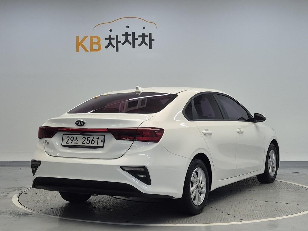 KIA K3 - Vista 3