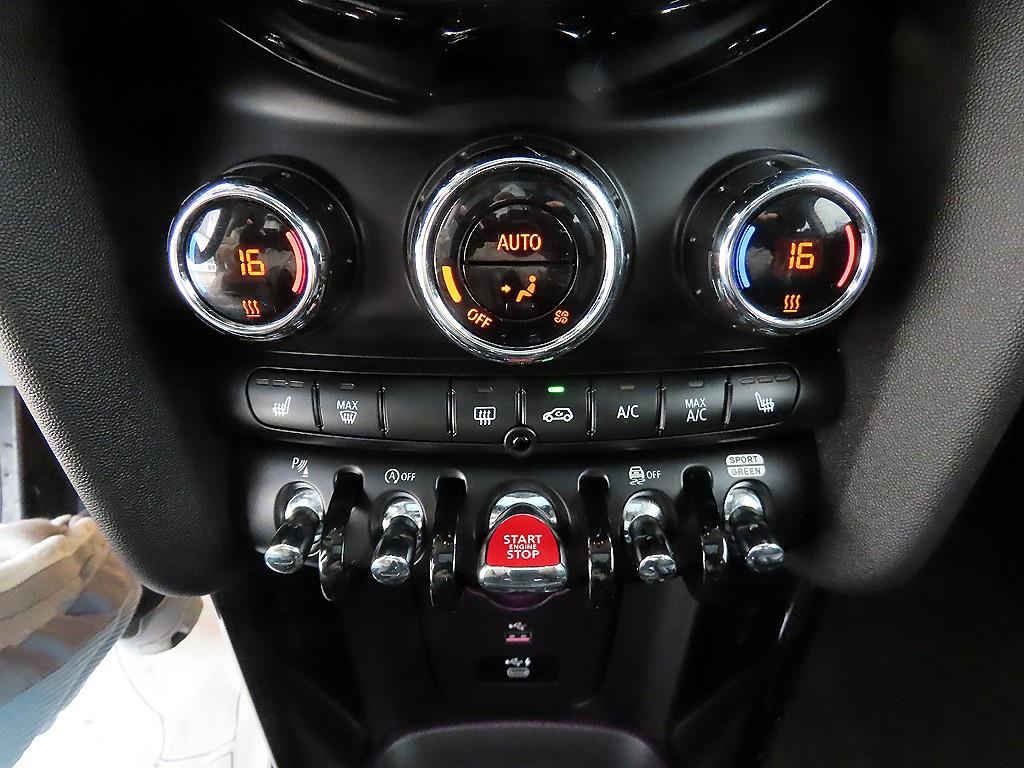 Mini Cooper - Vista 12