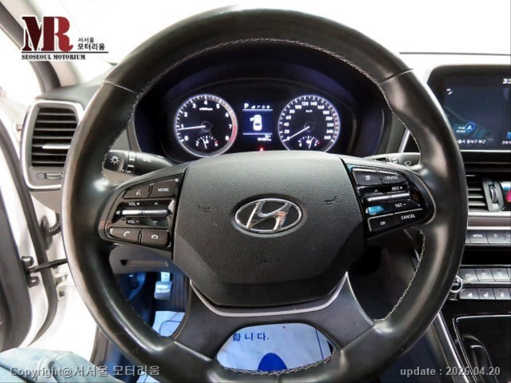 HYUNDAI Grandeur - Vista 7