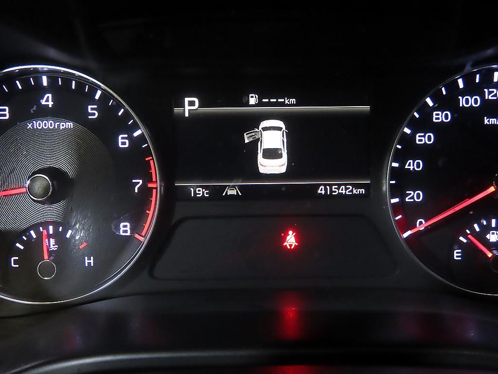 KIA K3 - Vista 9