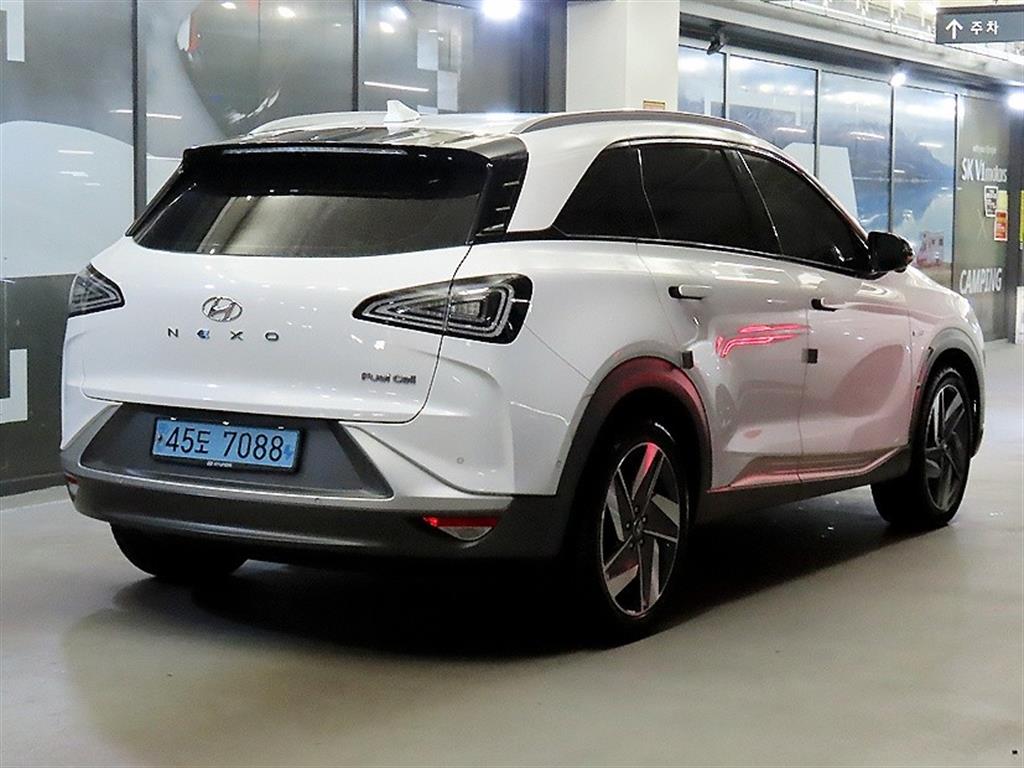 HYUNDAI Nexo - Vista 4