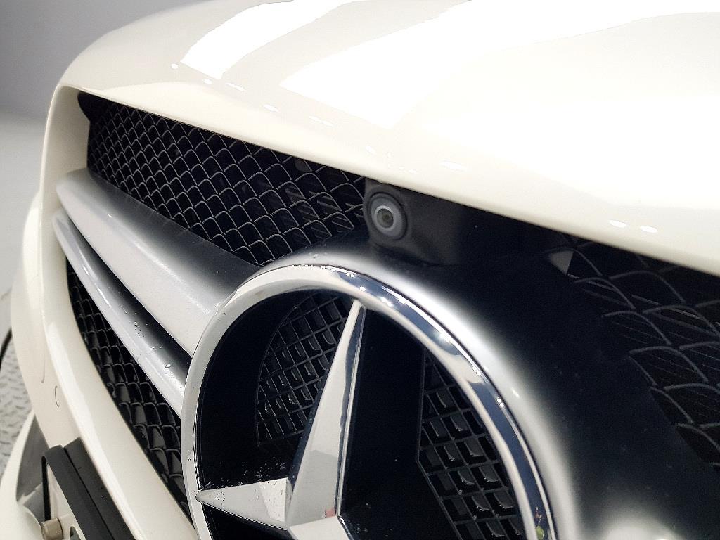 Mercedes Benz C Class 2017 Blanco - Importación desde Corea - HF Imports Iquique - Foto 13