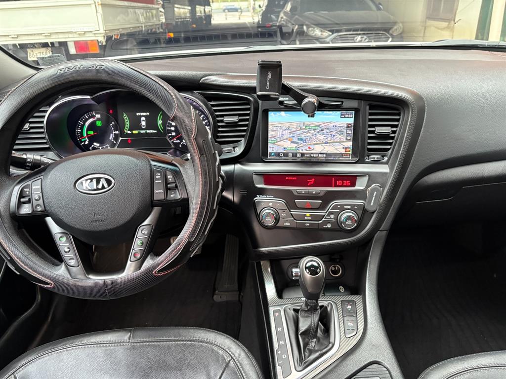 KIA K5 - Vista 5
