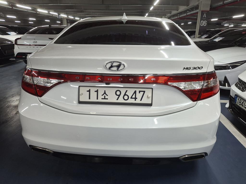 HYUNDAI Grandeur - Vista 2
