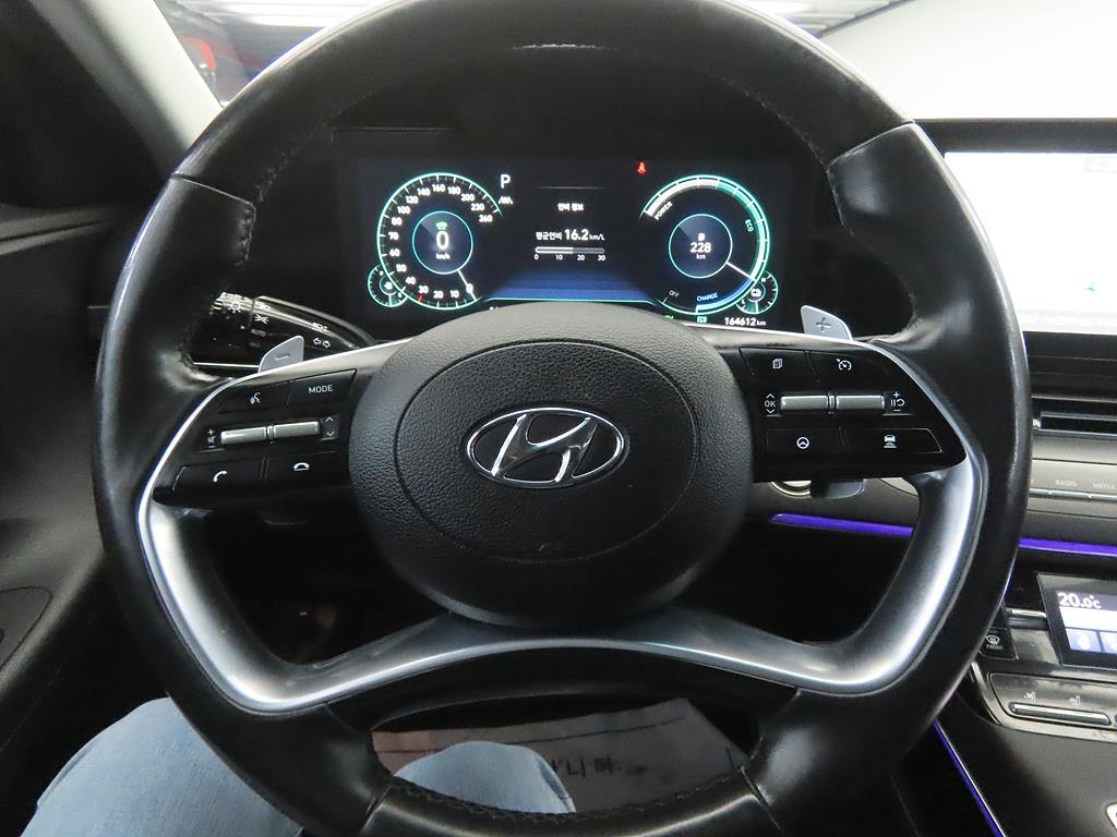 HYUNDAI Grandeur - Vista 8