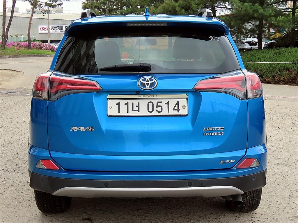 Toyota RAV4 - Vista 4