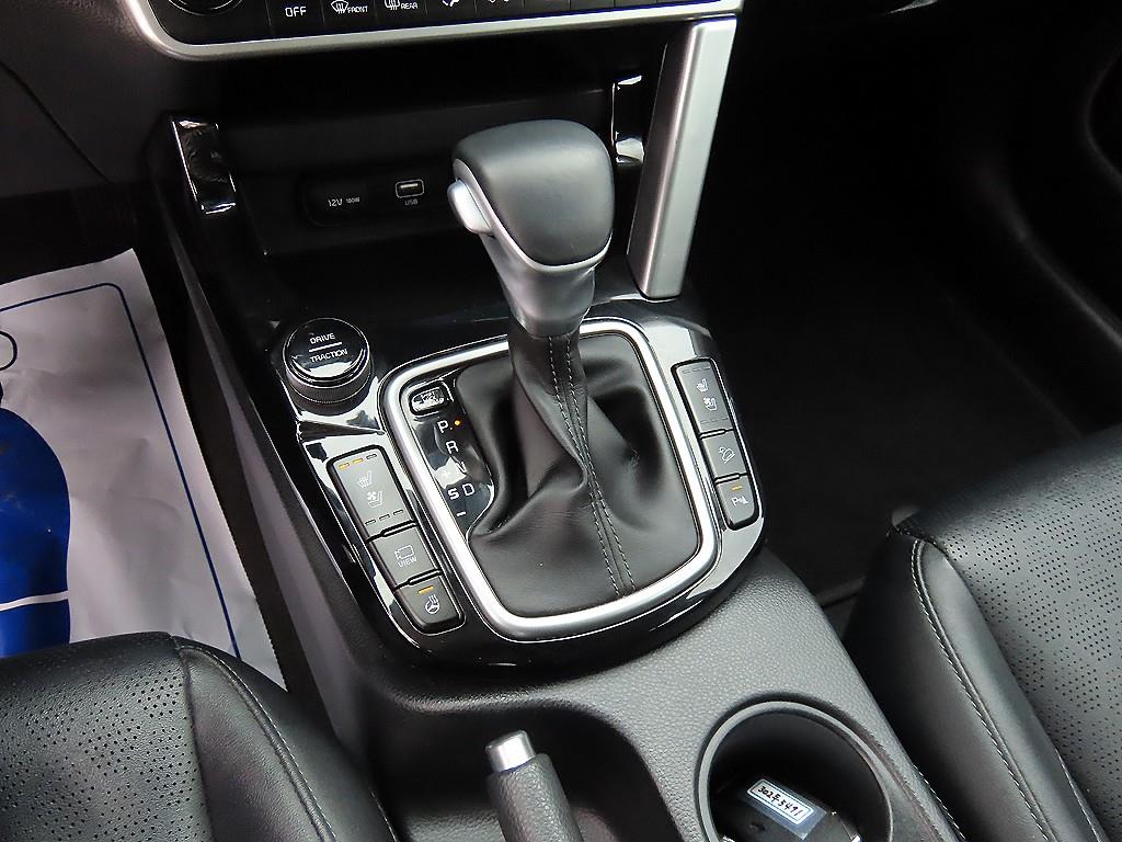 KIA Seltos - Vista 10