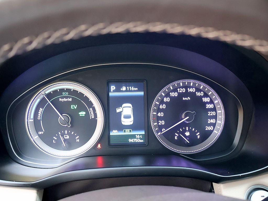 HYUNDAI Grandeur - Vista 11