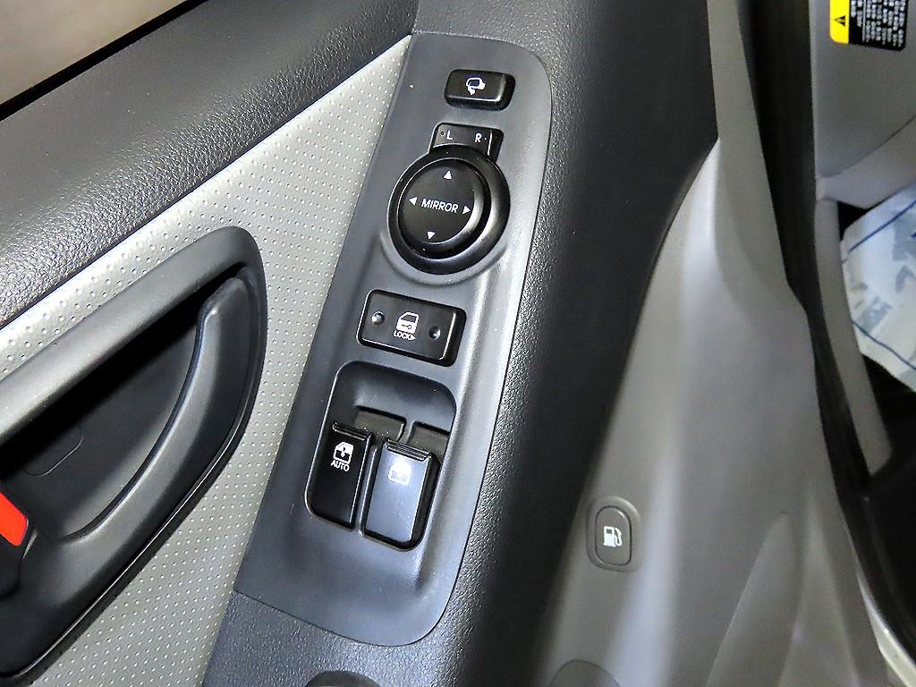 HYUNDAI Starex - Vista 12