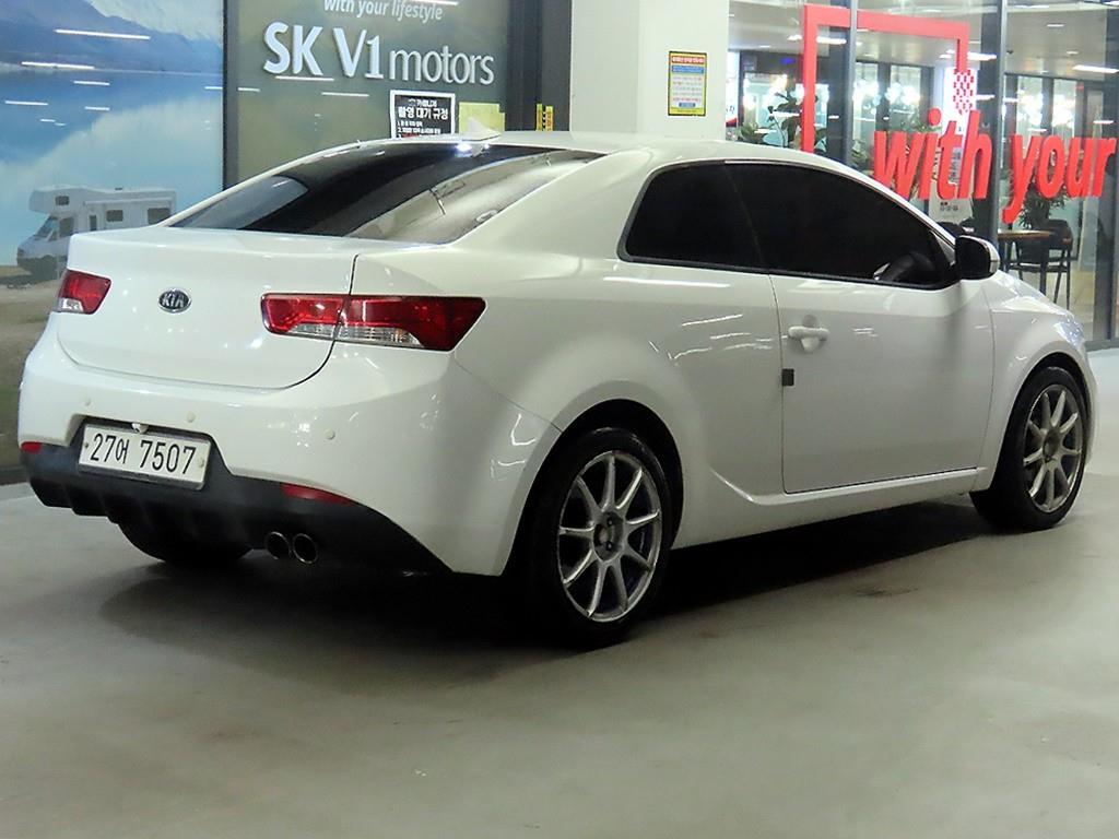 KIA Forte - Vista 4