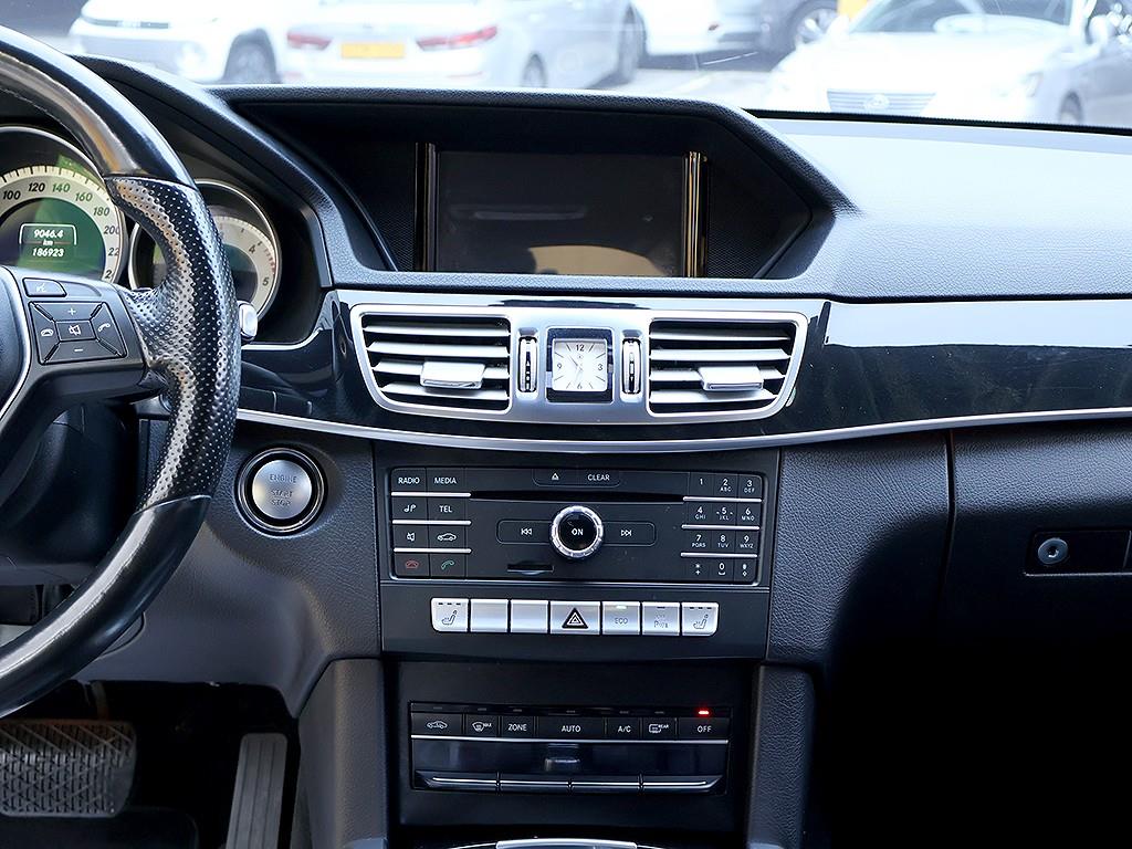 Mercedes Benz E class 2016 Gris - Importación desde Corea - HF Imports Iquique - Foto 8