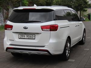 KIA Carnival - Vista 6