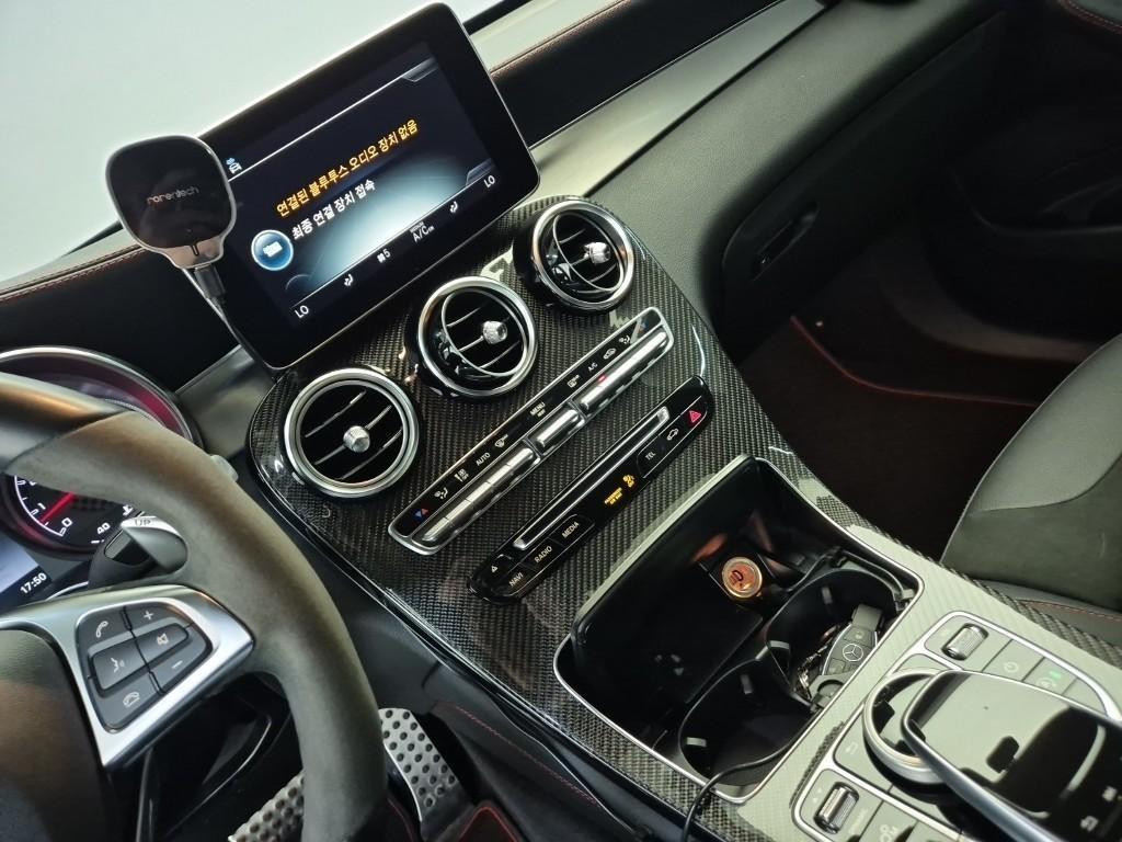 Mercedes Benz GLC Class - Vista 10