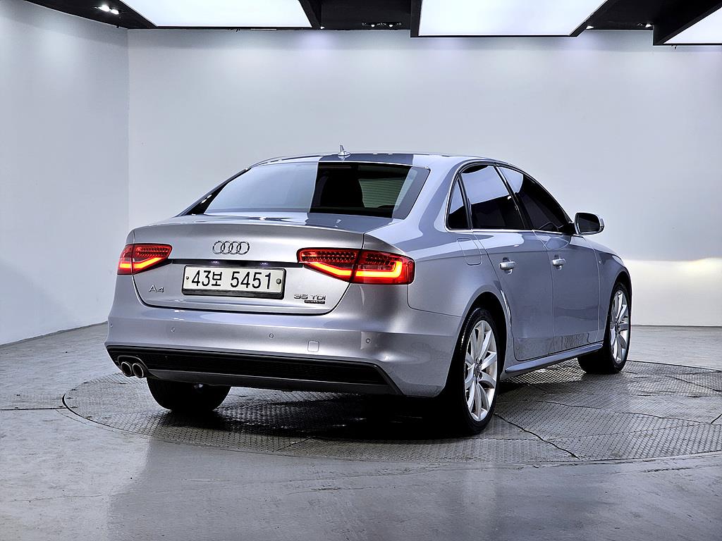 Audi A4 - Vista 4