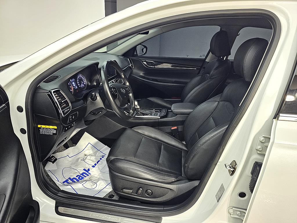 HYUNDAI Grandeur - Vista 8