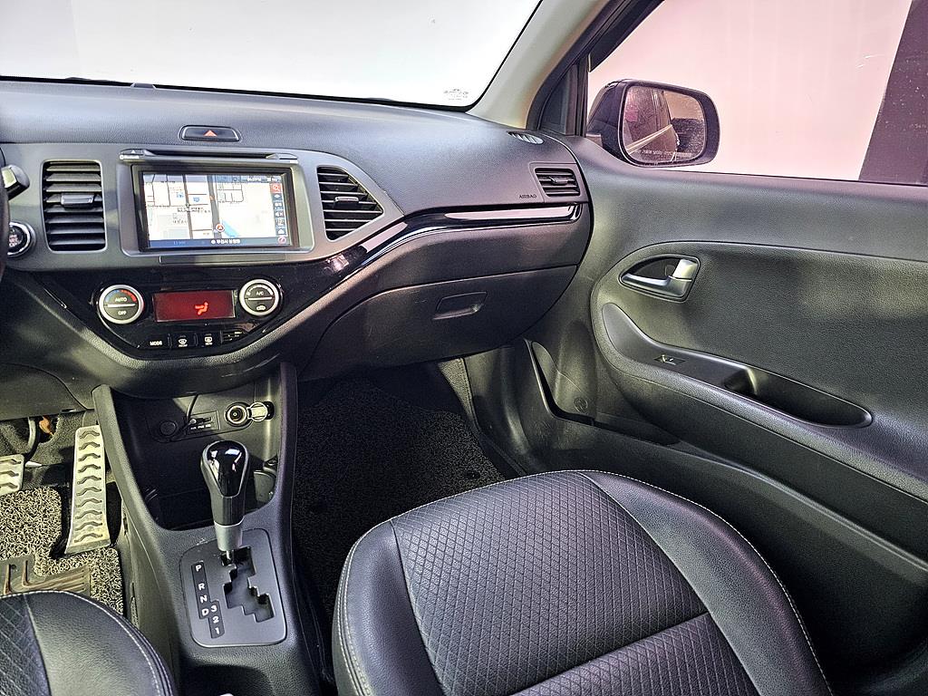 KIA Morning - Vista 9