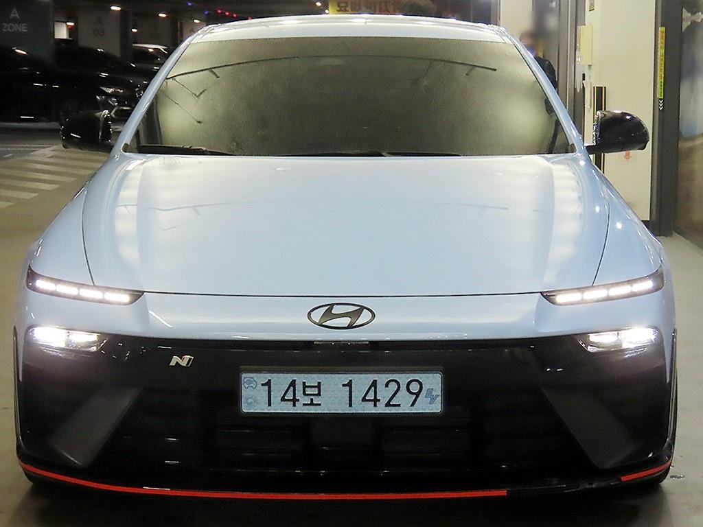 HYUNDAI Ioniq 6 - Vista 2