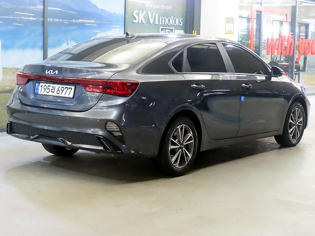 KIA K3 - Vista 4