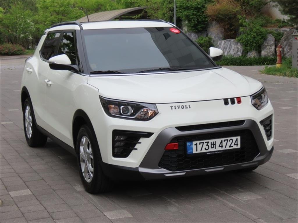 Ssangyong Tivoli - Vista 3