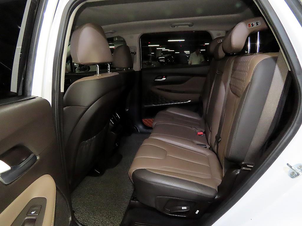 HYUNDAI Santa Fe - Vista 7