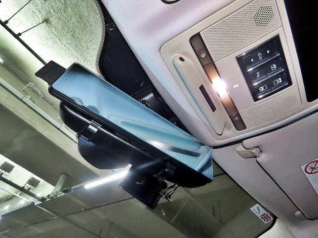 Jaguar XJ - Vista 9