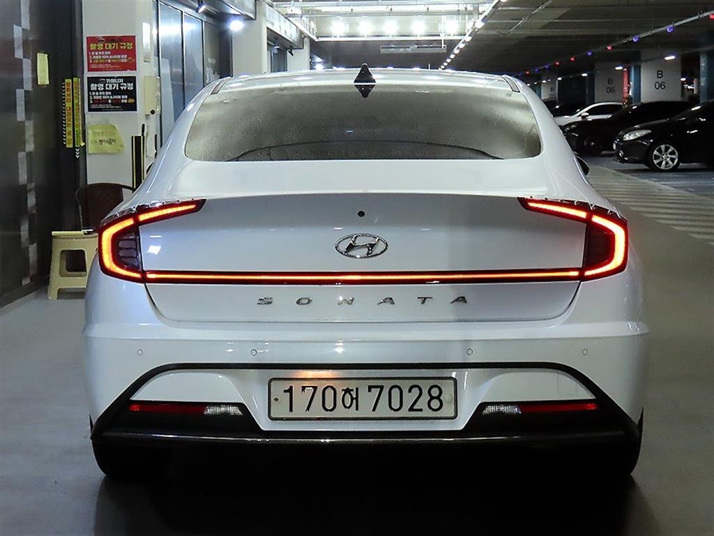 HYUNDAI Sonata - Vista 5
