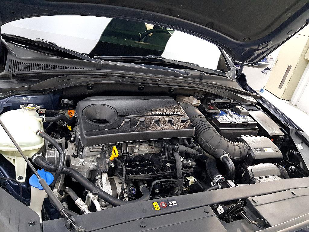 HYUNDAI i30 - Vista 6