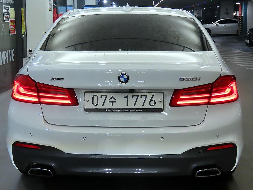 BMW 5 Series - Vista 5