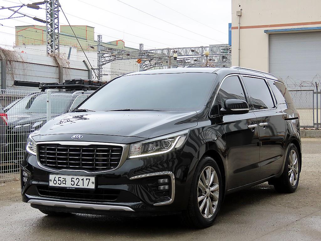 KIA Carnival - Vista 2