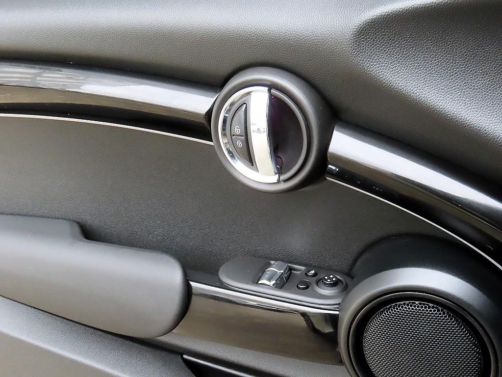 Mini Cooper - Vista 11