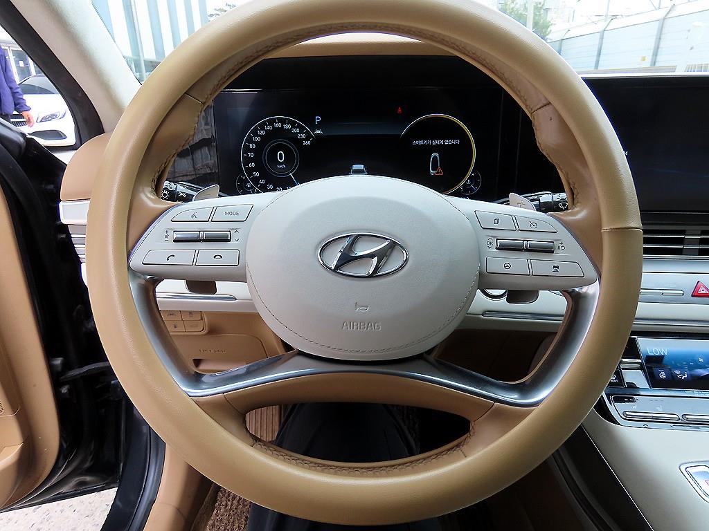 HYUNDAI Grandeur - Vista 8