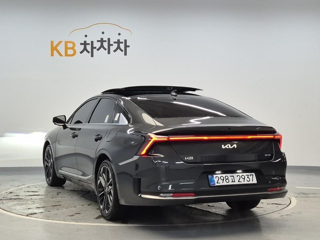 KIA K8 - Vista 2