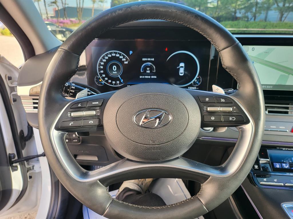 HYUNDAI Grandeur - Vista 8