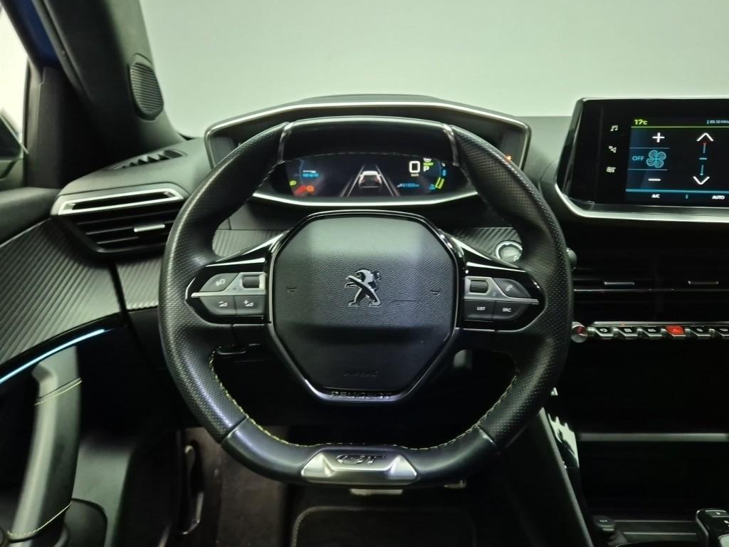 Peugeot 2008 - Vista 9