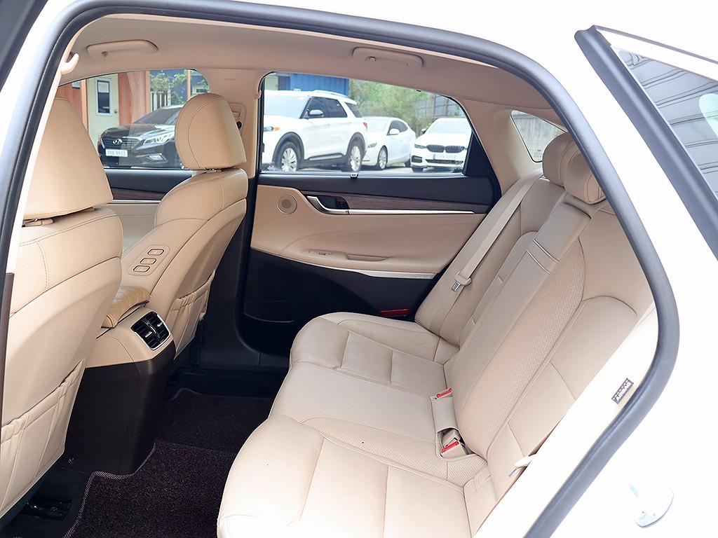 HYUNDAI Grandeur 2019 Blanco - Importación desde Corea - HF Imports Iquique - Foto 13