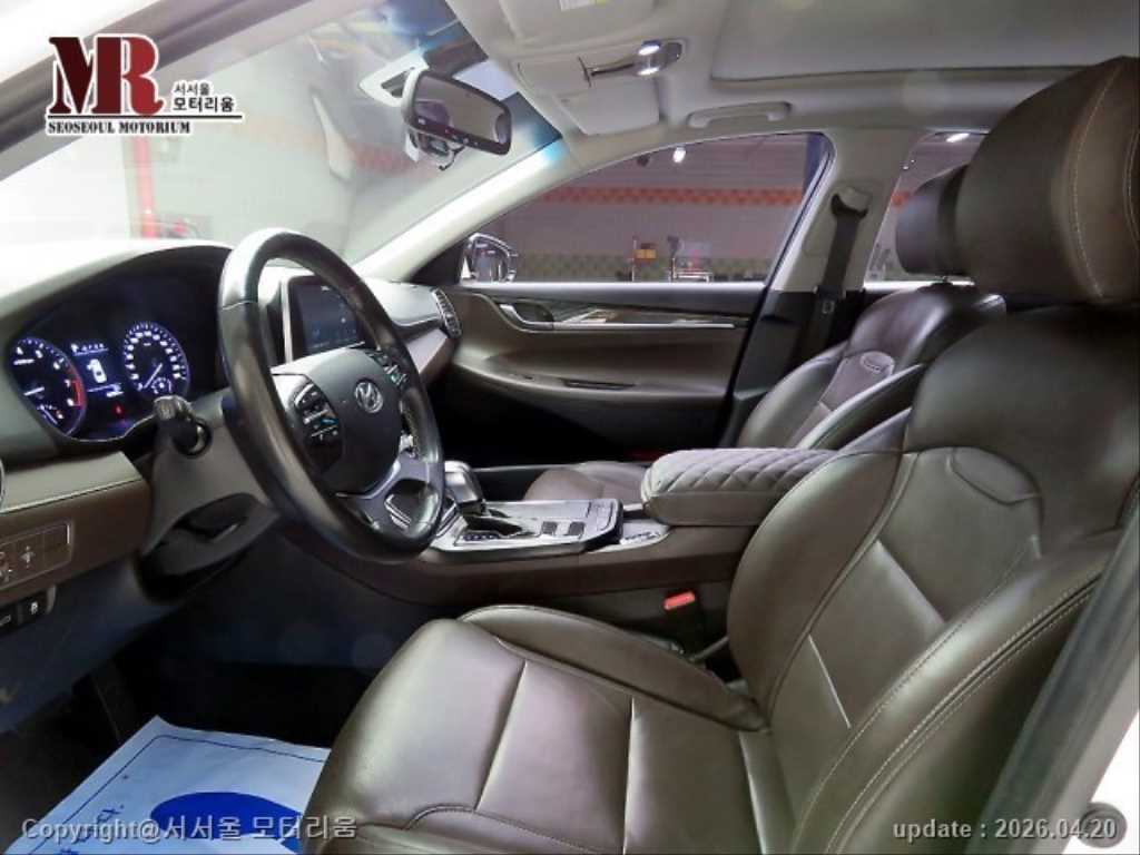 HYUNDAI Grandeur - Vista 4