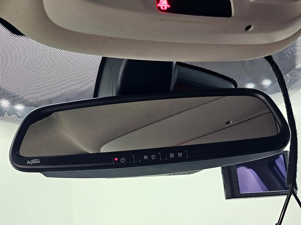SAMSUNG QM6 - Vista 12