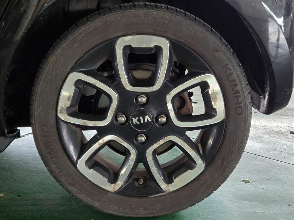 KIA Ray 2018 Negro - Importación desde Corea - HF Imports Iquique - Foto 20