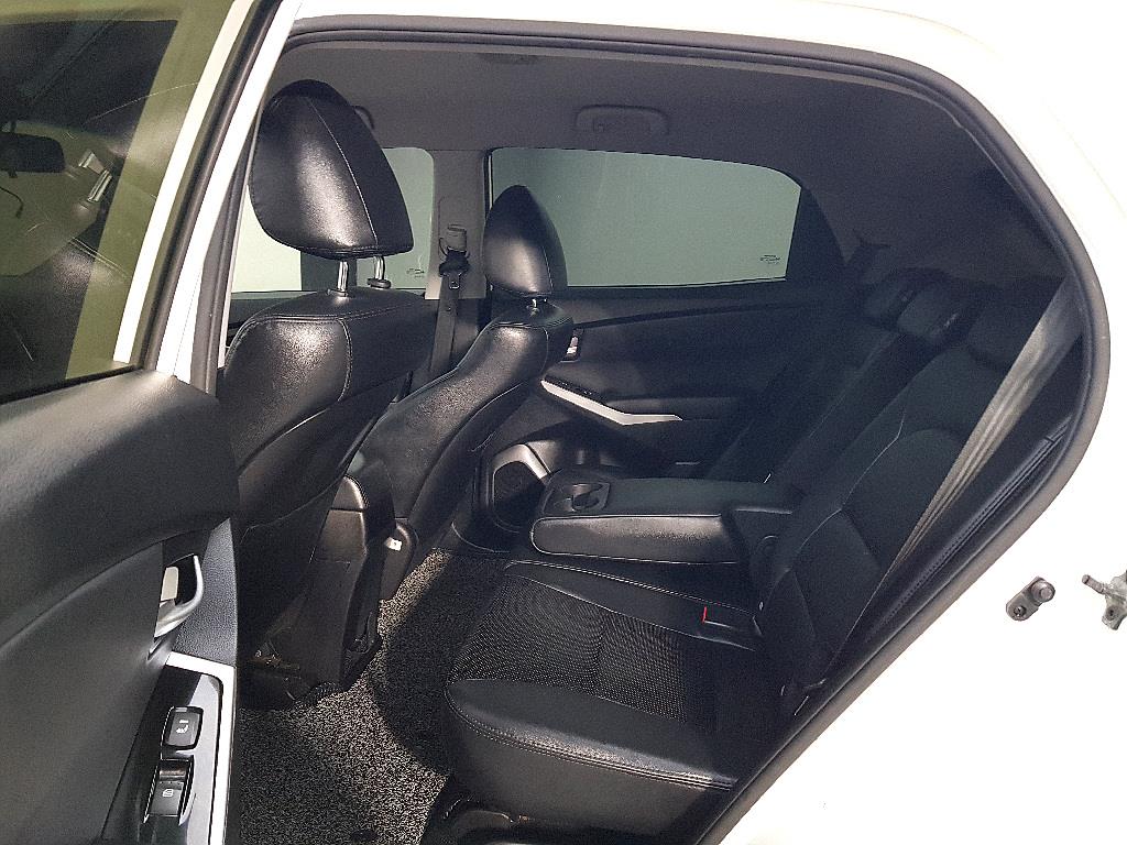 Ssangyong Korando - Vista 9