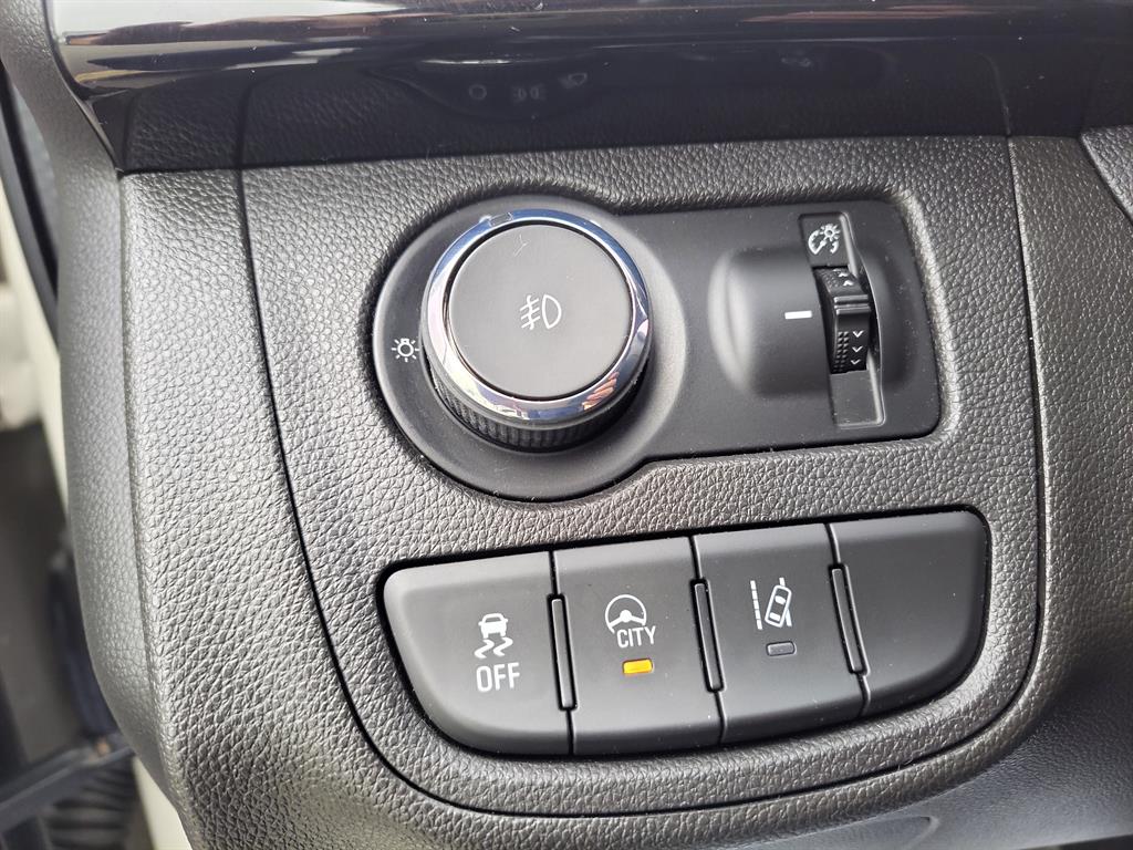 Chevrolet Spark 2016 the color of pearl - Importación desde Corea - HF Imports Iquique - Foto 13