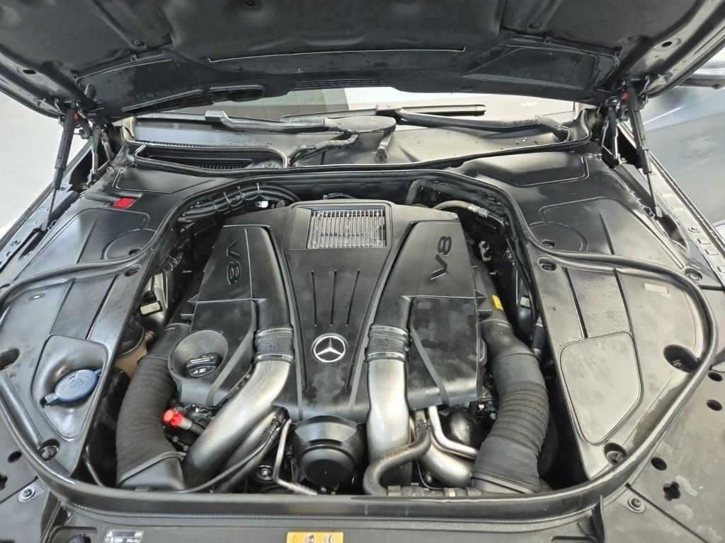 Mercedes Benz S Class - Vista 5