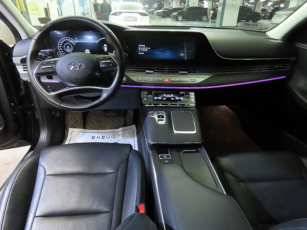 HYUNDAI Grandeur - Vista 10