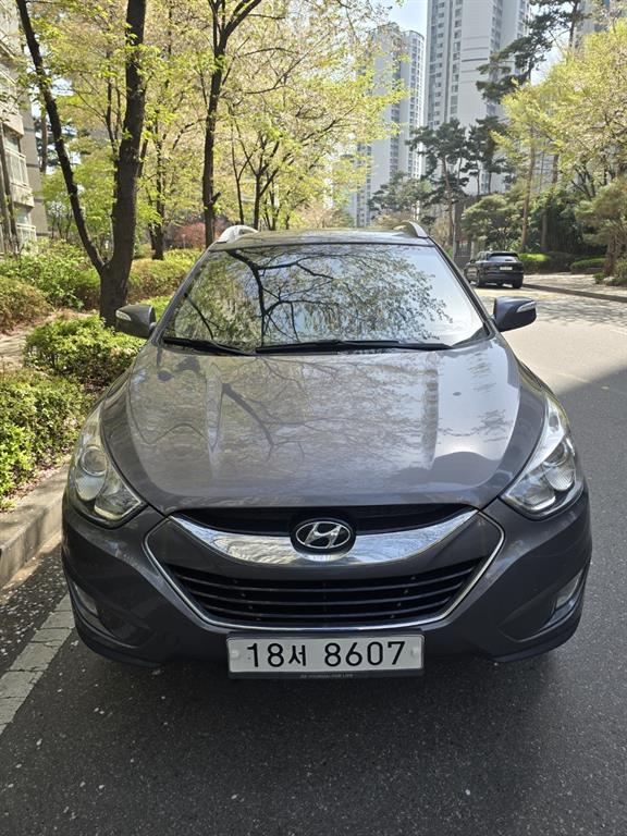 HYUNDAI Tucson 2012 Gris - Importación desde Corea - HF Imports Iquique - Foto 1