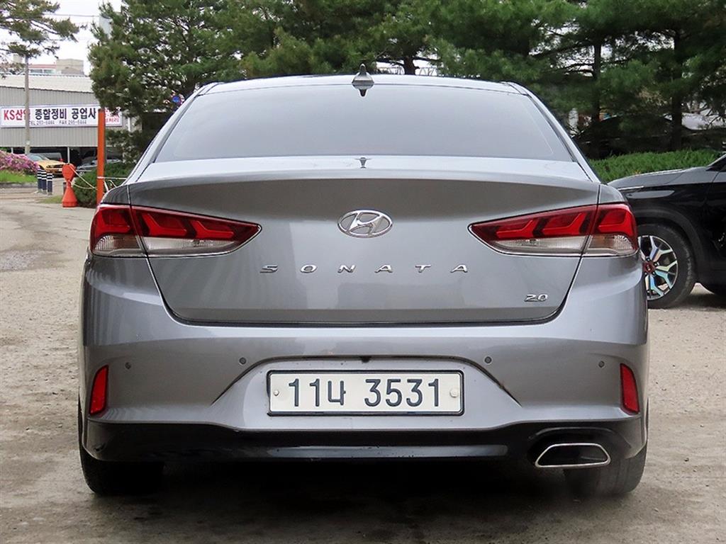 HYUNDAI Sonata - Vista 4